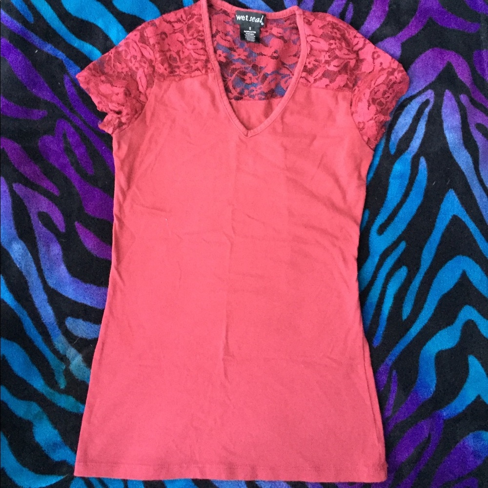 Wet seal lace t shirt